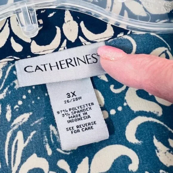 Catherines Womens Long Sleeve, Button-Down Tunic, Drk Blue/Tan Pattern, Size 3X - Picture 2 of 6